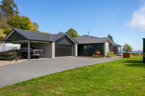 Photo of property in 130 Highland Drive, Acacia Bay, Taupo, 3385