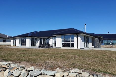 Photo of property in 19 Mistake Drive, Lake Tekapo, 7999