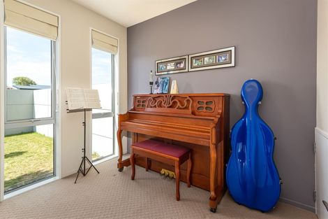 Photo of property in 64 Westpark Drive, Burnside, Christchurch, 8053