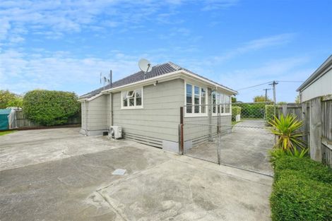 Photo of property in 26 Bateman Avenue, Bryndwr, Christchurch, 8053
