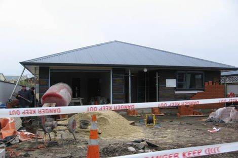 Photo of property in 5 Fingall Street, South Dunedin, Dunedin, 9012