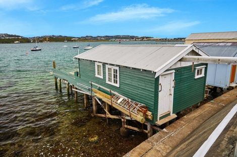 Photo of property in 138 Evans Bay Parade, Roseneath, Wellington, 6021