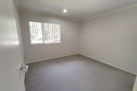 Photo of property in 4 Liscooly Place, Flat Bush, Auckland, 2019
