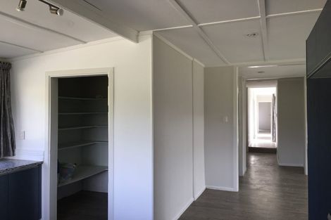 Photo of property in 695 State Highway 16, Kumeu, 0891