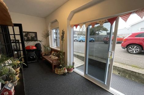 Photo of property in 127/8a Saint Aubyn Street, New Plymouth, 4310