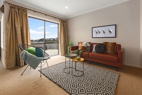 Photo of property in 8 Aoraki Rise, Aotea, Porirua, 5024