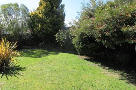 Photo of property in 90 Rhodes Street, Waimate, 7924
