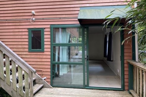 Photo of property in 1 Mortimer Terrace, Aro Valley, Wellington, 6021