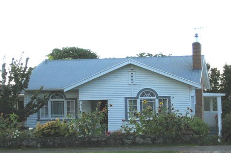 Photo of property in 14 Weston Avenue, Mount Albert, Auckland, 1025