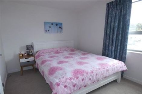 Photo of property in 15/2 Stone Street, Miramar, Wellington, 6022