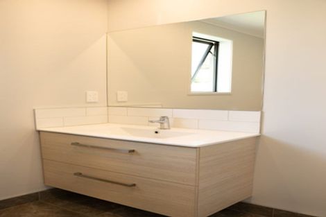 Photo of property in 60 Pakanga Grove, Pyes Pa, Tauranga, 3112