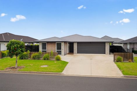 Photo of property in 12 Te Kio Crescent, Papamoa Beach, Papamoa, 3118