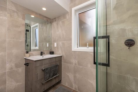 Photo of property in 132 Hinewa Road, Otumoetai, Tauranga, 3110