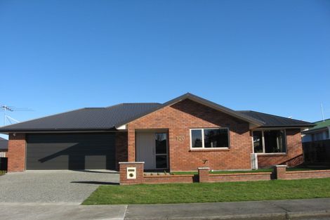 Photo of property in 100 Park Street, Winton, 9720