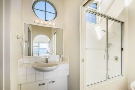 Photo of property in 1/53 Churchill Road, Murrays Bay, Auckland, 0630