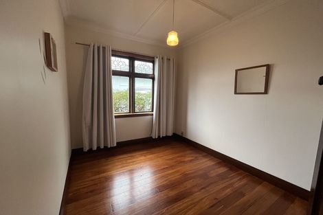 Photo of property in 185 Muritai Road, Eastbourne, Lower Hutt, 5013