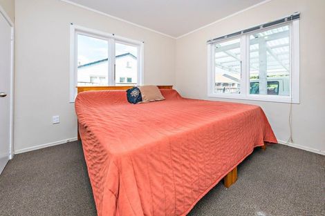 Photo of property in 1/72 Weymouth Road, Manurewa, Auckland, 2102