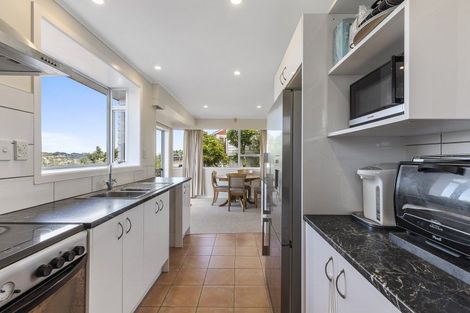 Photo of property in 4 Aramoana Place, Maupuia, Wellington, 6022
