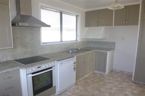 Photo of property in 41 Wai-iti Crescent, Woburn, Lower Hutt, 5010