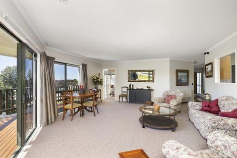 Photo of property in 24 Palm Parade, Riversdale Beach, Masterton, 5872