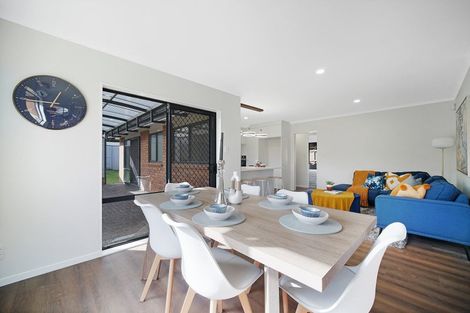 Photo of property in 323 Mahia Road, Weymouth, Auckland, 2103