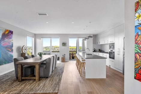 Photo of property in 26 Cassidy Drive, Orewa, 0931