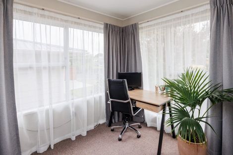 Photo of property in 56 Fairview Avenue, Feilding, 4702