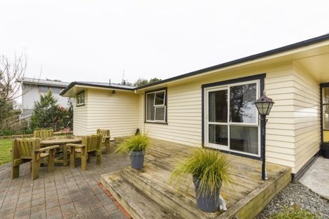 Photo of property in 72 Pukepapa Road, Marton, 4710