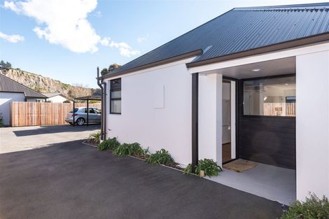 Photo of property in 9/71b Main Road, Redcliffs, Christchurch, 8081