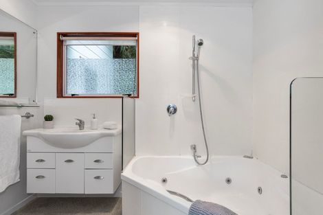 Photo of property in 313 Otumoetai Road, Otumoetai, Tauranga, 3110