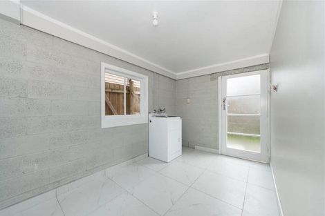 Photo of property in 4 Kelkirk Street, Kelston, Auckland, 0602