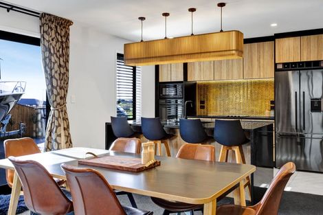 Photo of property in 11 Rua Place, Bell Block, New Plymouth, 4312