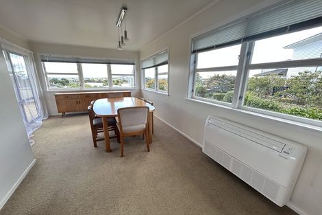 Photo of property in 21 Gilliam Street, New Lynn, Auckland, 0600