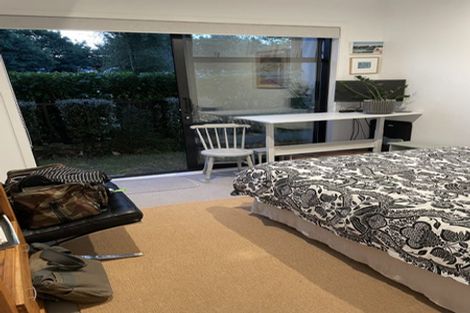 Photo of property in 4d Regent Street, Newtown, Wellington, 6021