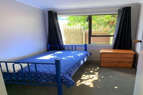 Photo of property in 405 Avonhead Road, Avonhead, Christchurch, 8042