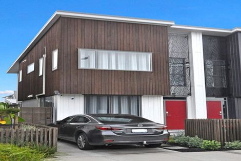 Photo of property in 26 Chaffinch Road, Hobsonville, Auckland, 0616