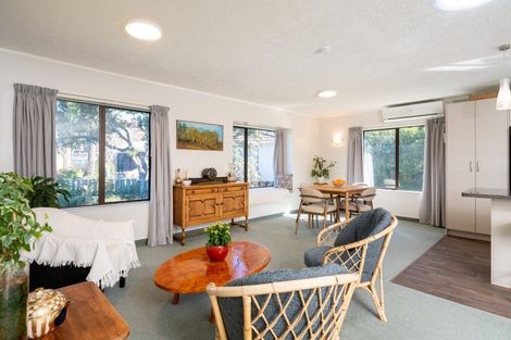 Photo of property in 27 Golding Road, Taradale, Napier, 4112
