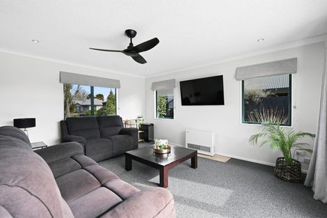 Photo of property in 27 Sarindah Place, Fairview Downs, Hamilton, 3214