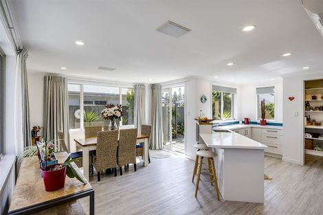 Photo of property in 31 Aparima Place, Awatoto, Napier, 4110