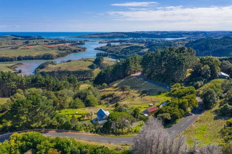 Photo of property in 120 Maungatawhiri Road, Raglan, 3295