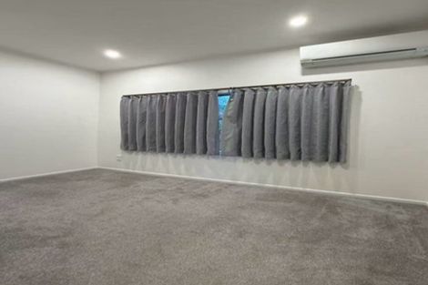 Photo of property in 1/63 Rangeview Road, Sunnyvale, Auckland, 0612
