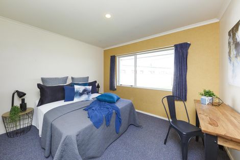 Photo of property in 23b Dorset Crescent, Hokowhitu, Palmerston North, 4410