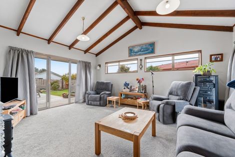 Photo of property in 7 Pandora Place, Welcome Bay, Tauranga, 3112