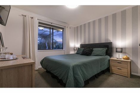 Photo of property in 17 Matija Place, Red Beach, 0932