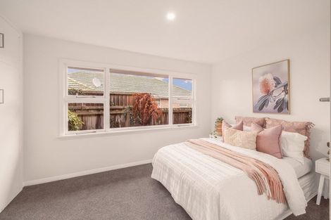 Photo of property in 19 Eglinton Street, Avondale, Christchurch, 8061