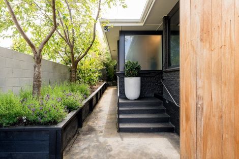 Photo of property in 19 Erin Street, Roslyn, Dunedin, 9010