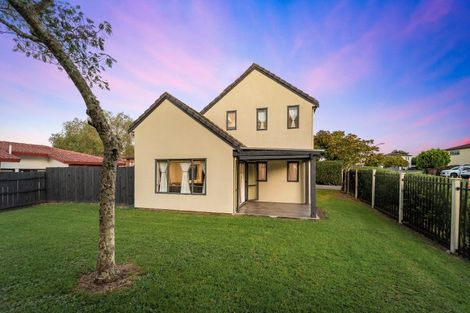 Photo of property in 2 Whitbourne Heights, Manurewa, Auckland, 2105
