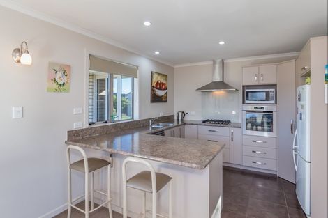 Photo of property in 29 Barry Curtis Place, Levin, 5510