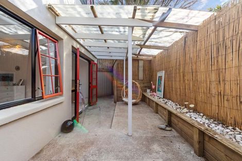 Photo of property in 40 Osprey Drive, Welcome Bay, Tauranga, 3112