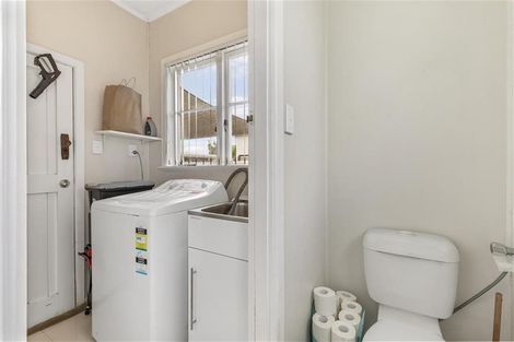 Photo of property in 102 Wallace Road, Papatoetoe, Auckland, 2025